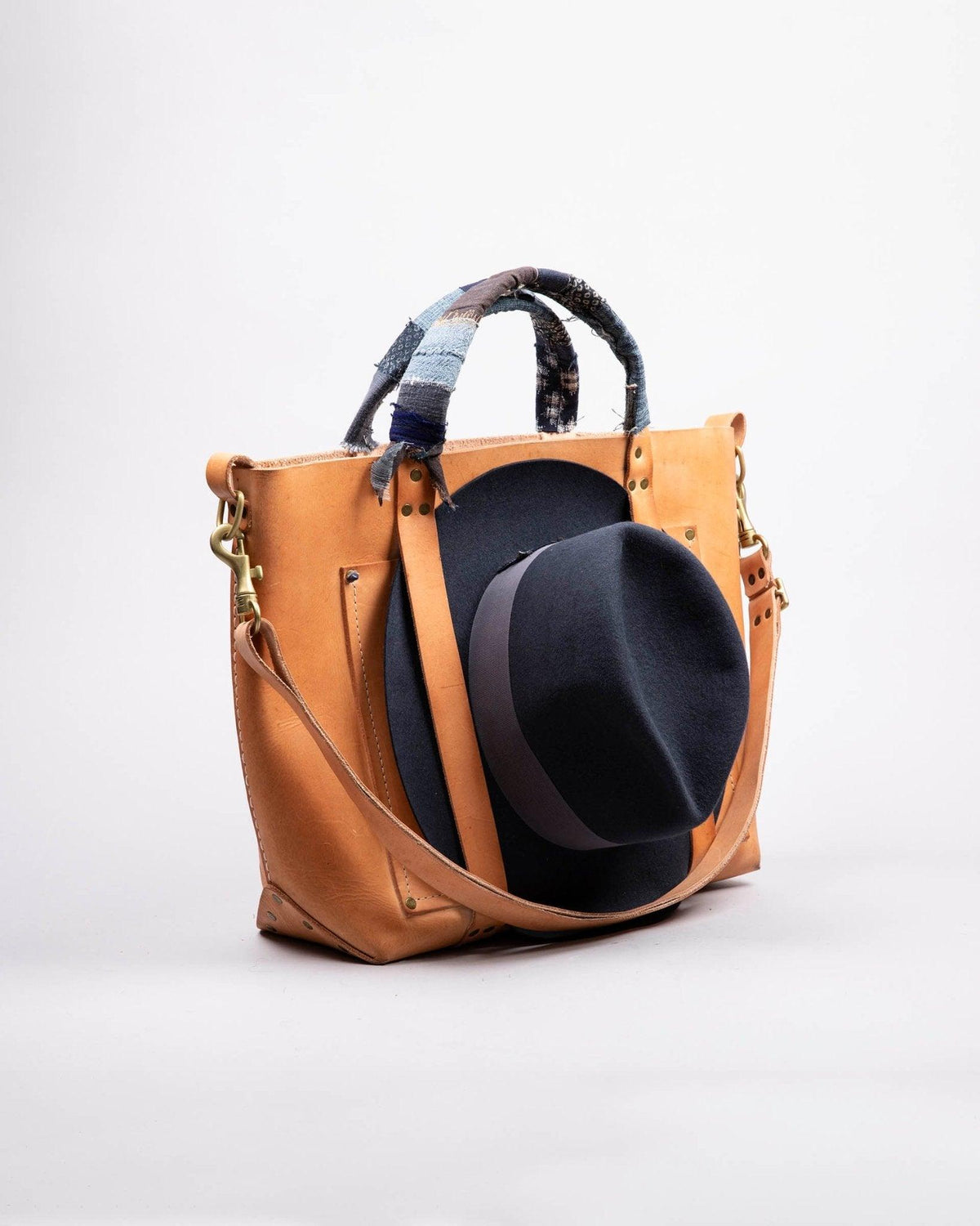 porter-865497.jpg?v=1711370000 